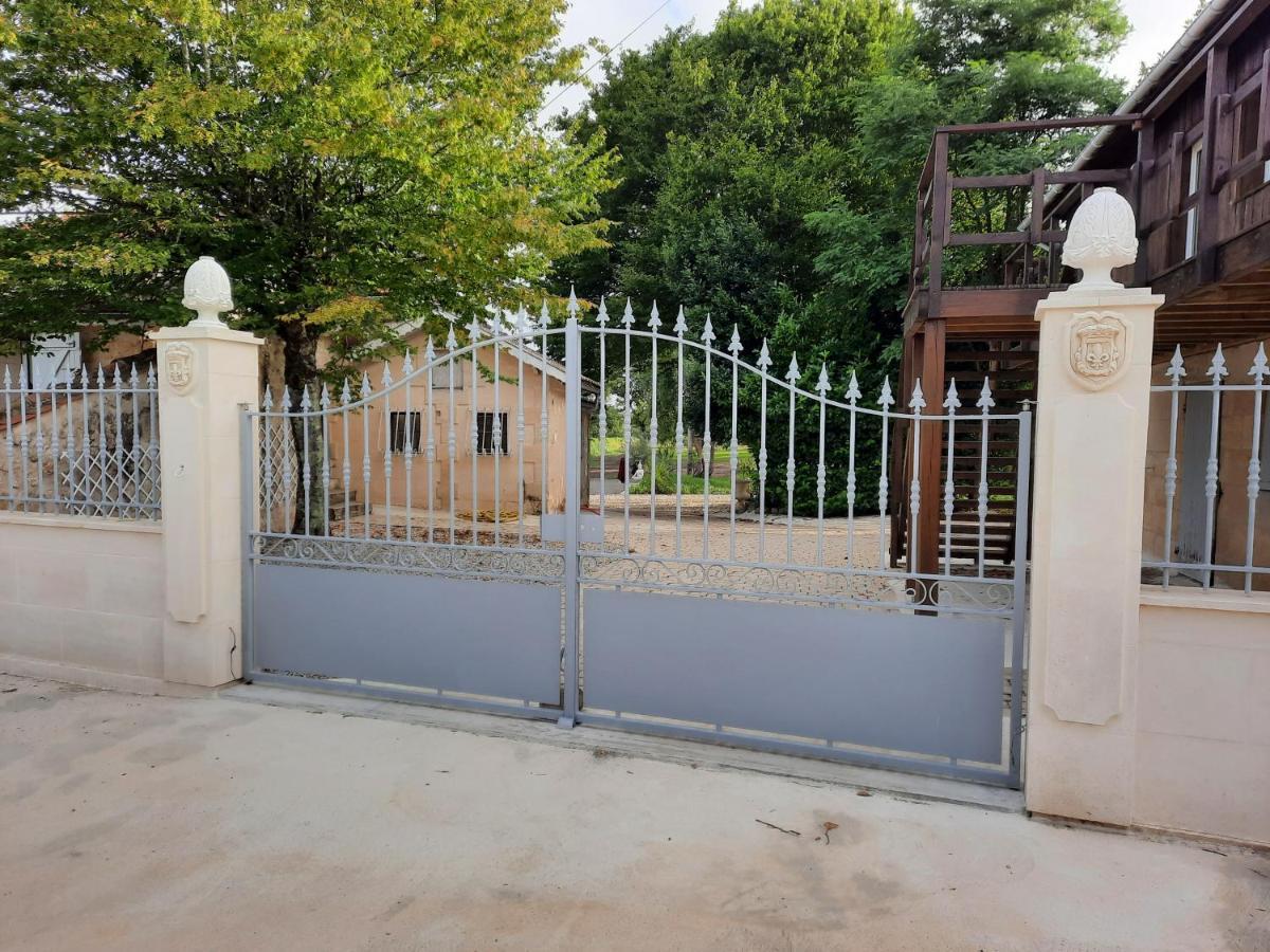 Le Domaine De Canesse Saint-Ciers-de-Canesse Εξωτερικό φωτογραφία